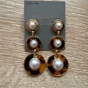 Elegant Gold and Brown Pearl Earrings
